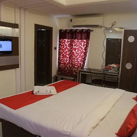 Padmavathi Family Guest House Visakhapatnam Esterno foto